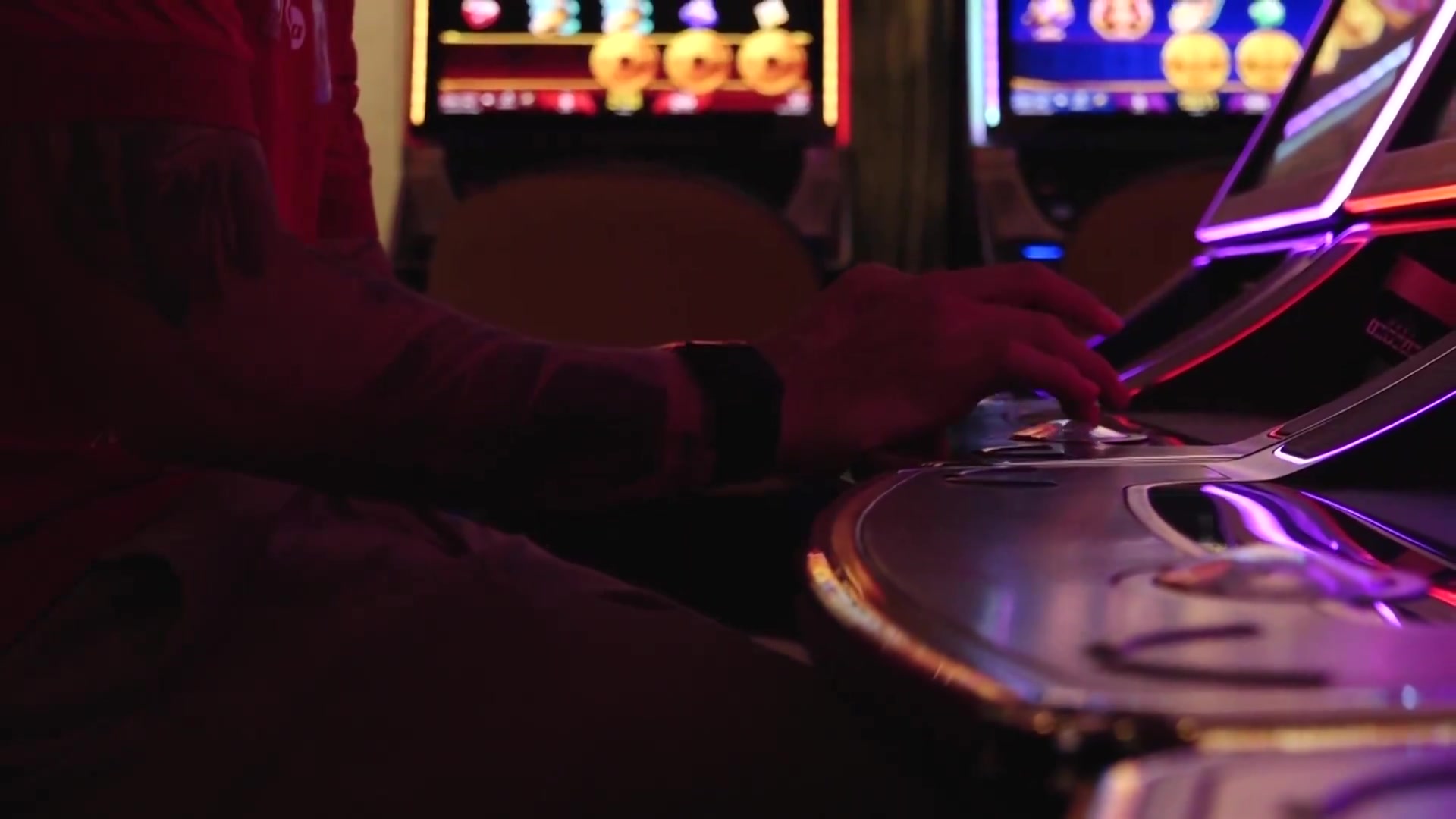 DG视讯官网平台官方：32岁金特罗加盟哥伦比亚卡利美洲，身披8号球衣